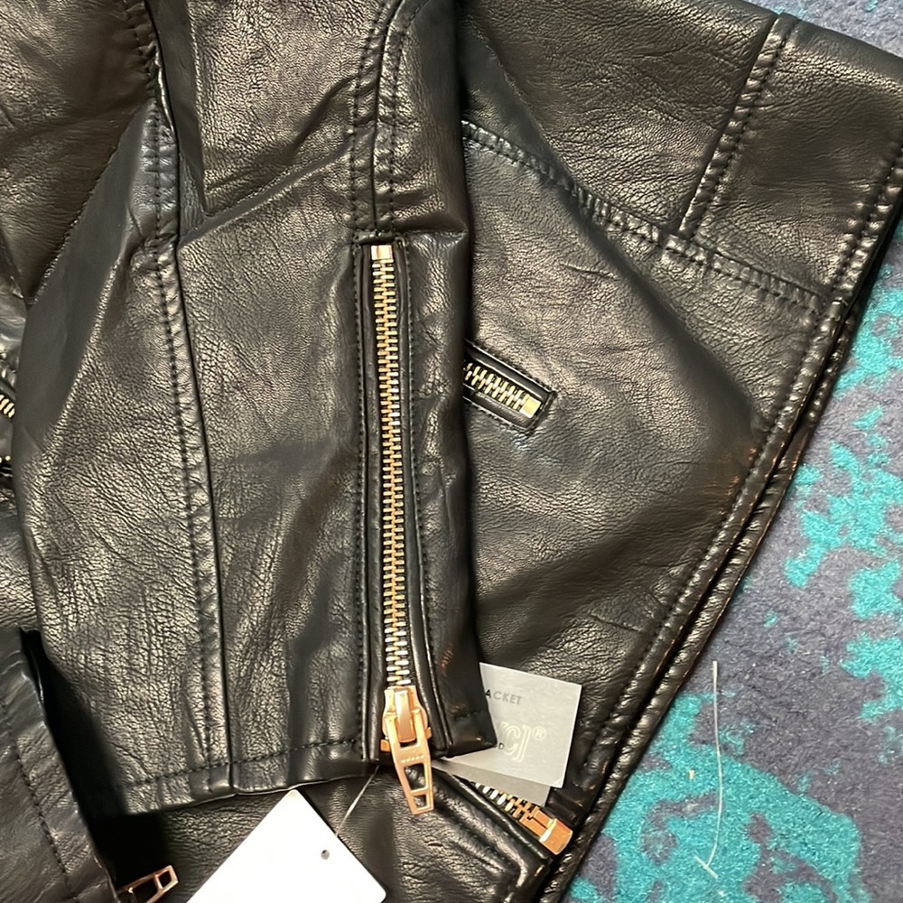 Blank NYC jacket moto black faux leather hood silver zipper sz 2X, NWT - Picture 5 of 9